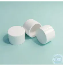 Крышка пластиковая белый глянец D18